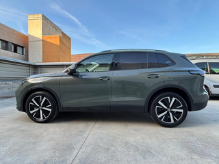 Nuevo Tiguan 2024 2.0 tdi 150 cv solo 2800 kms!!!!