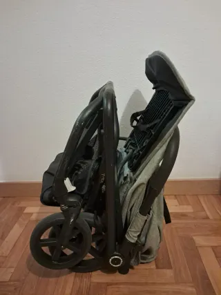 Silla de paseo Cybex Gold EEZY S+