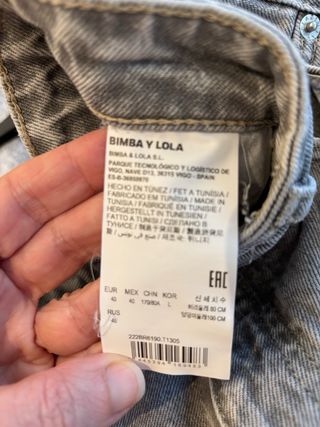 Pantalones vaqueros Bimba y Lola T38