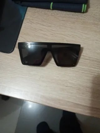 Gafas de sol hombre negras