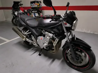 Suzuki Bandit 650 2007 recién pintada