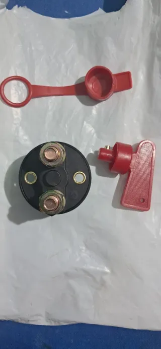 Desconectador de batería con llave