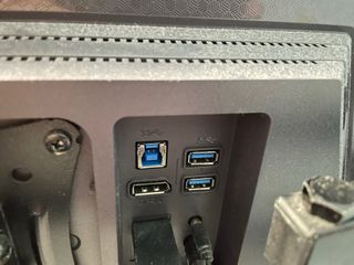 Monitor LG Negro 27 Con su caja de embalaje