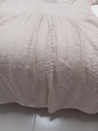 Vestido de encaje beige talla M