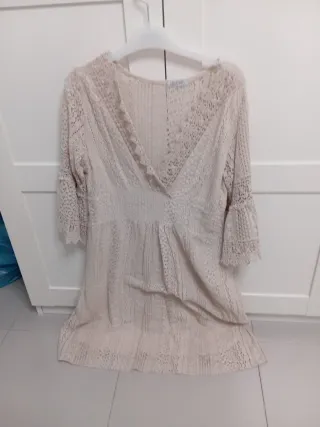 Vestido de encaje beige talla M