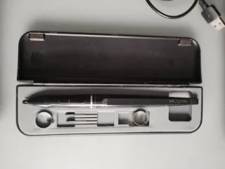 Tableta digital Huion Kamvas Pro GT 221