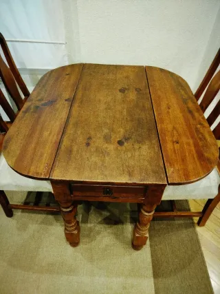 Mesa de comedor rústica