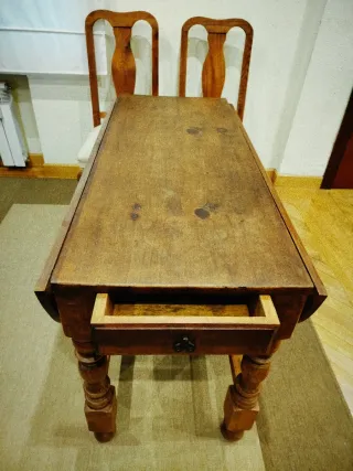 Mesa de comedor rústica