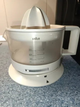 Exprimidor Braun
