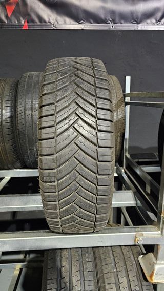 Neumático Michelin Crossclimate 215/70R15C