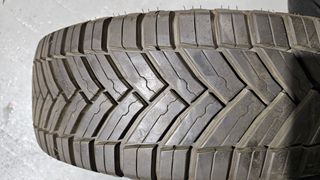Neumático Michelin Crossclimate 215/70R15C