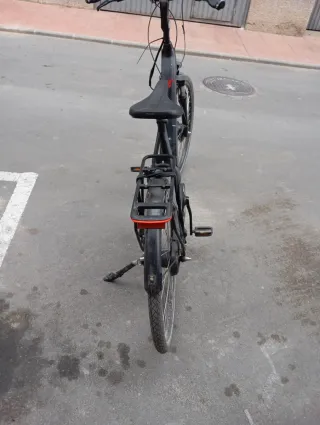 Bicicleta Eléctrica Negra