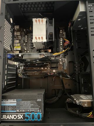 Torre PC Gaming NOX Negra y Roja