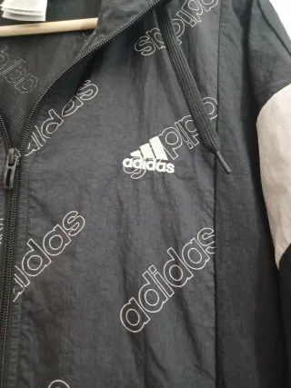 Chaqueta Deportiva Adidas Impermeable