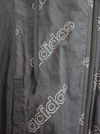 Chaqueta Deportiva Adidas Impermeable