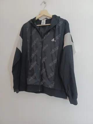 Chaqueta Deportiva Adidas Impermeable