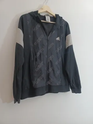 Chaqueta Deportiva Adidas Impermeable
