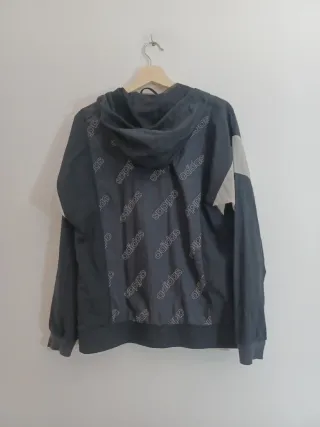 Chaqueta Deportiva Adidas Impermeable