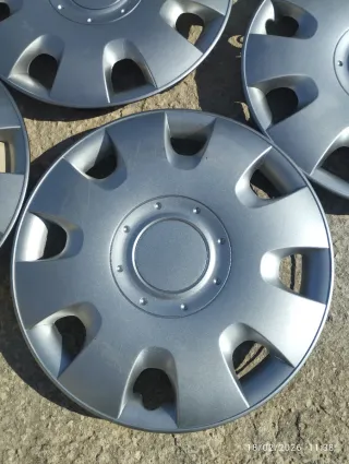 Tapacubos seminuevos