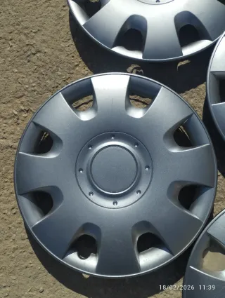 Tapacubos seminuevos