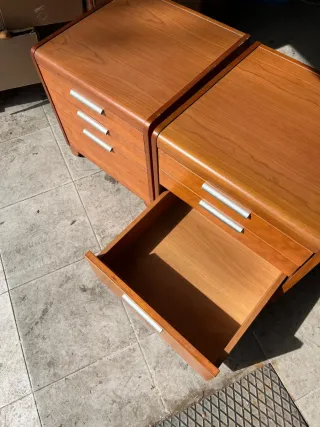 Mesitas de noche de madera (2 unidades)