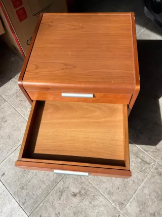 Mesitas de noche de madera (2 unidades)