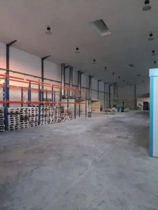 Nave industrial en Lucena