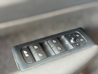 Volvo XC40 B3 Core Automático año 2022