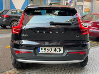 Volvo XC40 B3 Core Automático año 2022