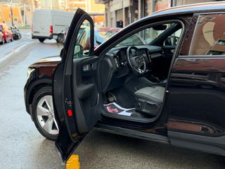 Volvo XC40 B3 Core Automático año 2022