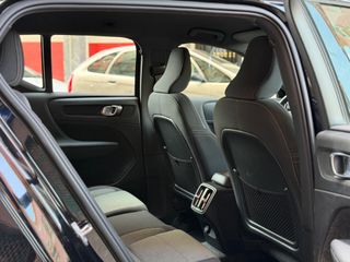 Volvo XC40 B3 Core Automático año 2022