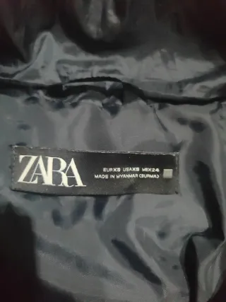 Plumas Zara azul marino