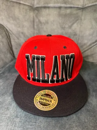 Cappello Milano Rosso e Nero