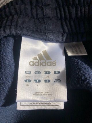 Conjunto Chándal Adidas.