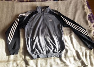 Conjunto Chándal Adidas.