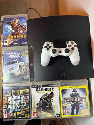 PlayStation 3 Slim Negra + 5 Juegos + cables