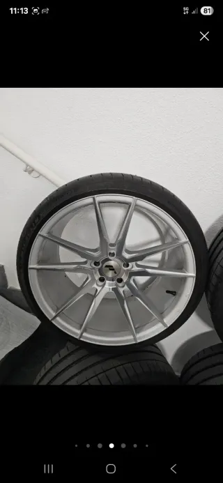 Llantas Japan Racing JR21