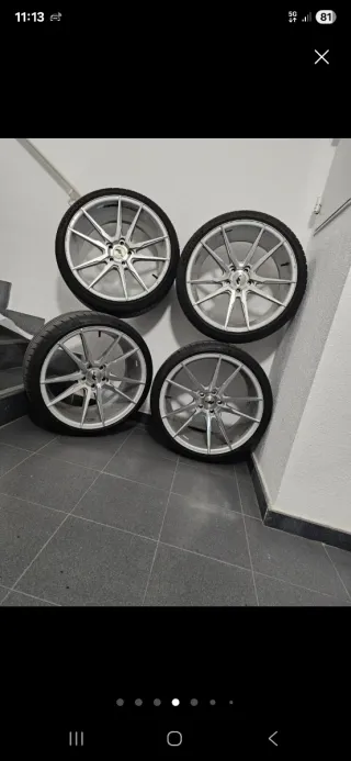 Llantas Japan Racing JR21