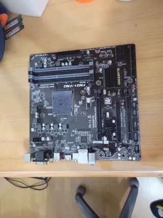 Placa Base Gigabyte GA-F2A88XM-D3HP FM2+/FM2