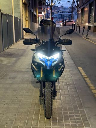 Voge 525 DSX 2024 Azul/Plata