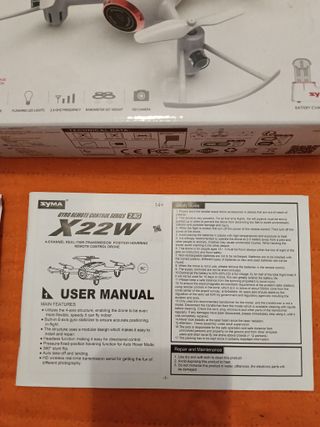 Drone Syma Quadricottero più modellino predator