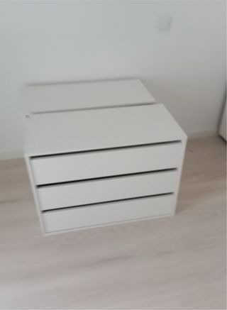 2 Cajoneras blancas de madera