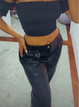 Pantalones anchos polipiel negros