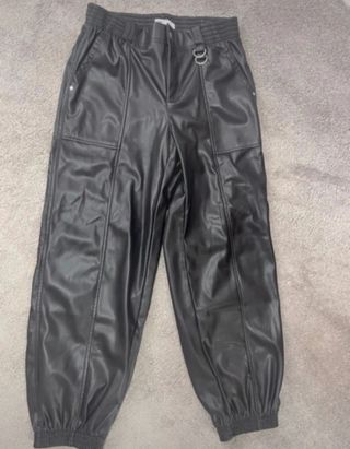 Pantalones anchos polipiel negros