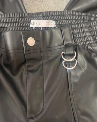 Pantalones anchos polipiel negros
