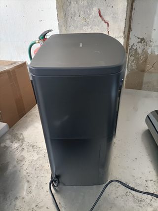 - Cecotec Robot Aspirador con Base de Autovaciad