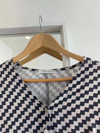 Camisa estampada geométrica