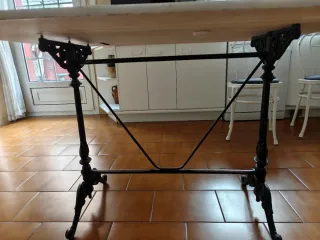 Mesa de jardín, cocina, comedor, cafetería, bar, v