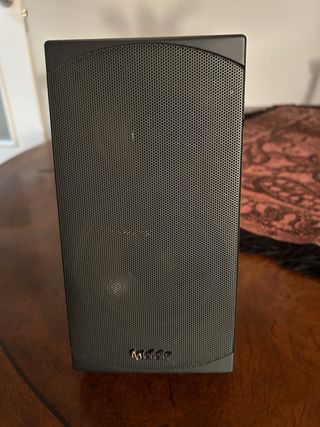 4 altavoces Infinity negros