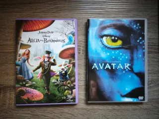 DVD Alicia en el País de las Maravillas y Avatar